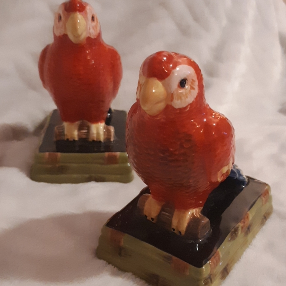 Tropical Parrots Salt and Pepper Shakers
